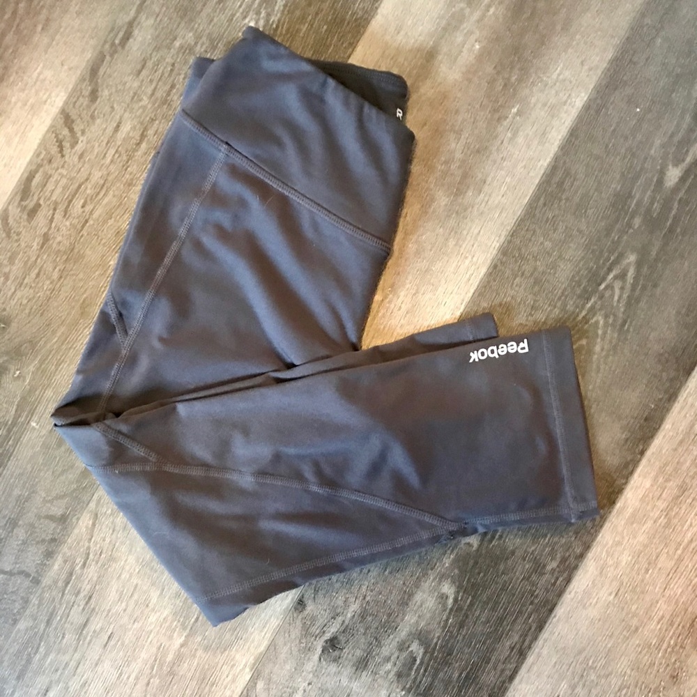 Reebok Capri length gray leggings XS